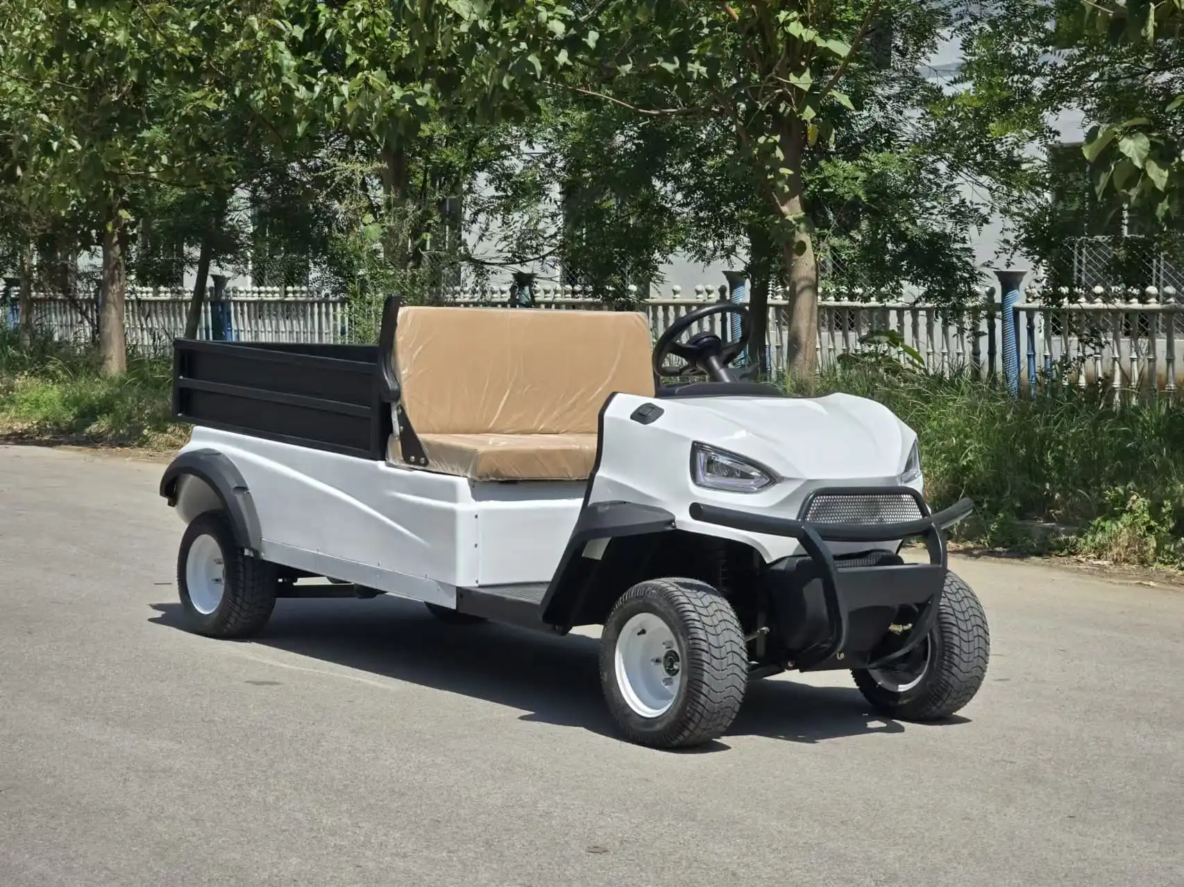 Why Are New Gas Powered Golf Carts a Must-Have for Agricultural Applications?
