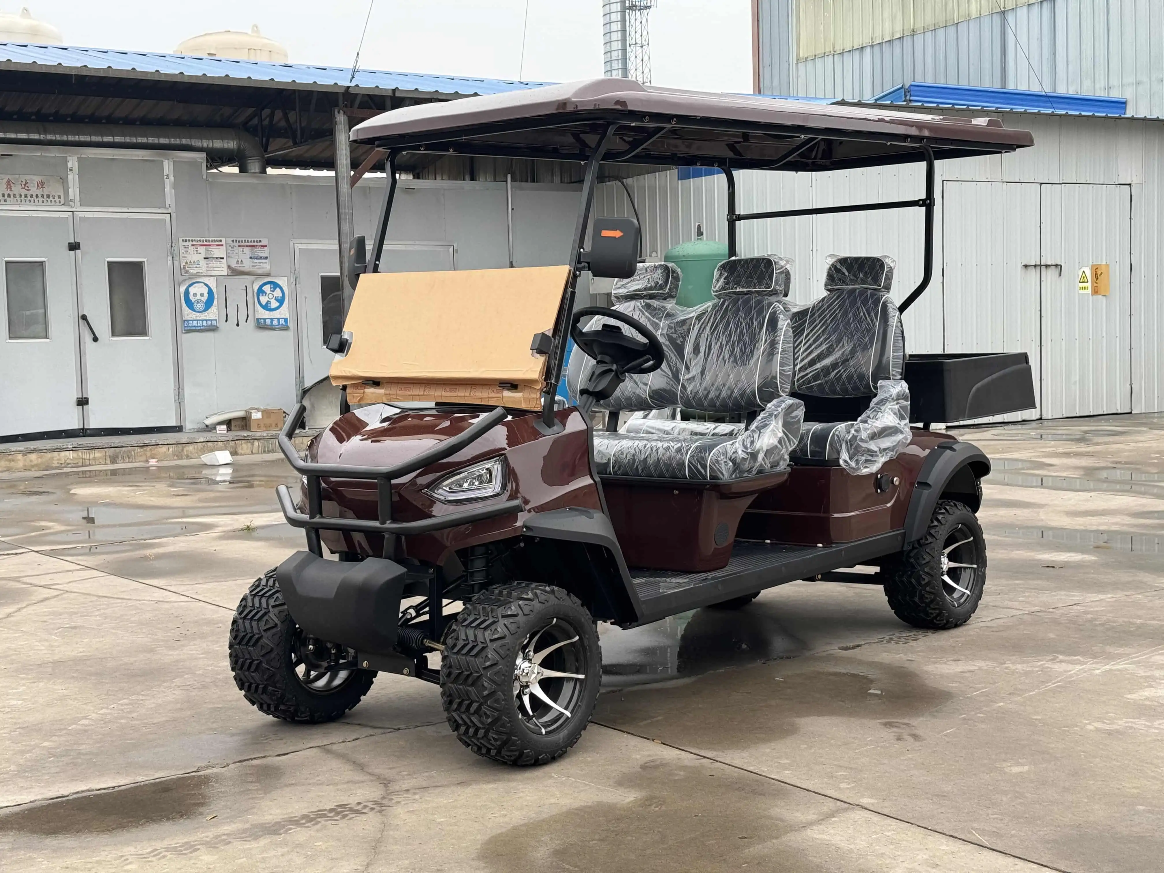What Customization Options Are Available for New Gas Powered Golf Carts?